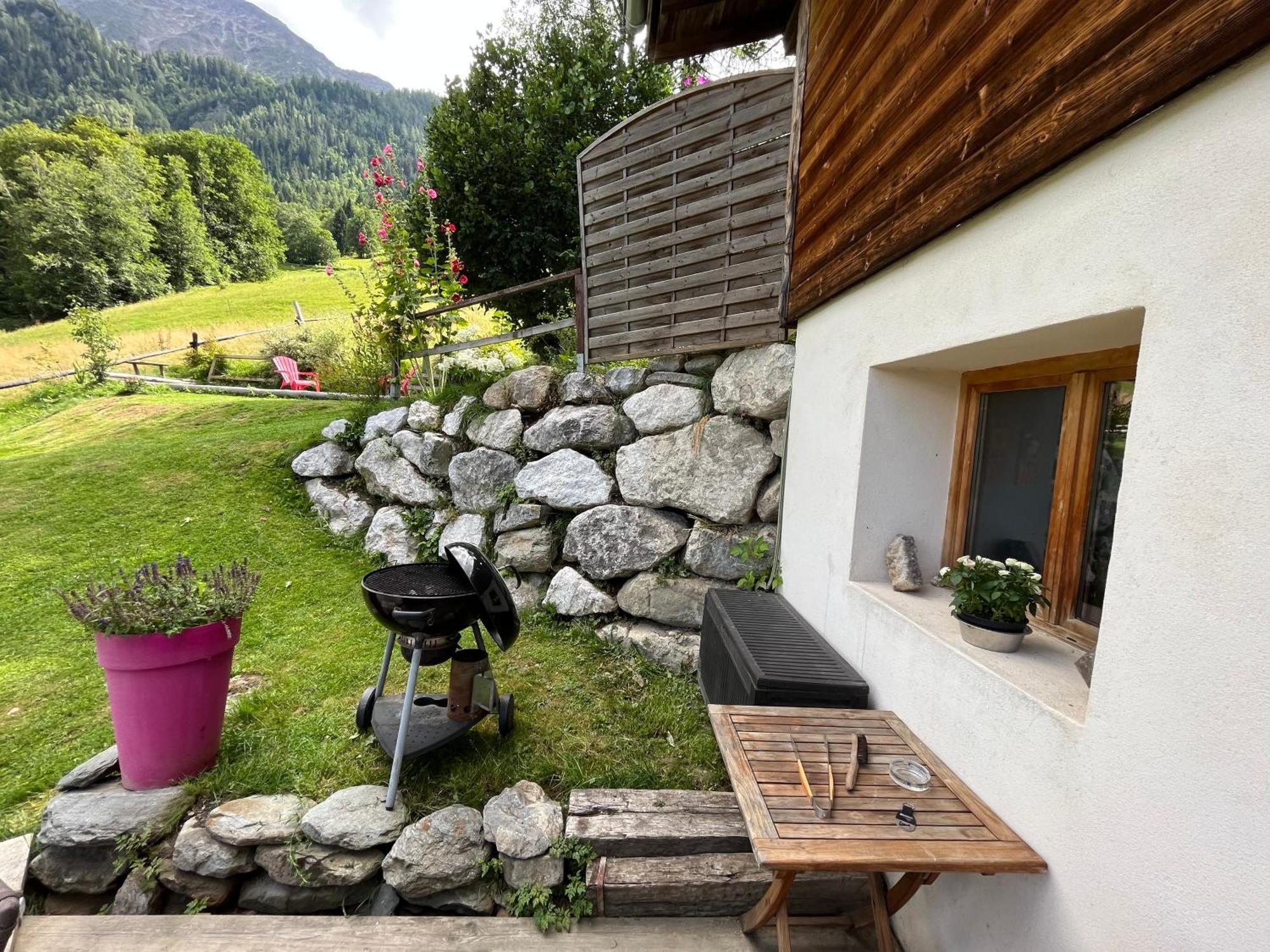 Amazing View Appartement Du Chalet เลอุชส์ ภายนอก รูปภาพ