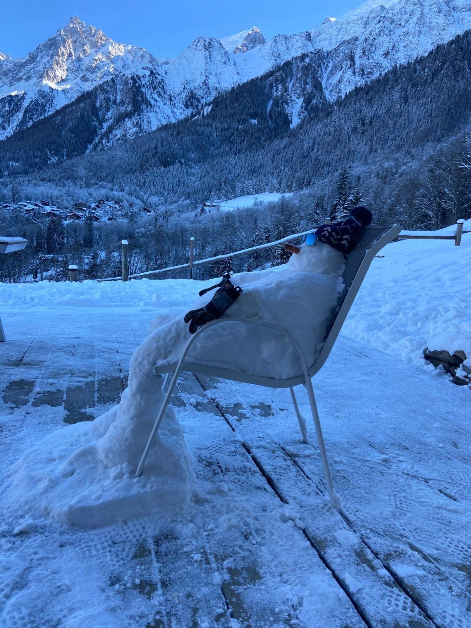 Amazing View Appartement Du Chalet เลอุชส์ ภายนอก รูปภาพ